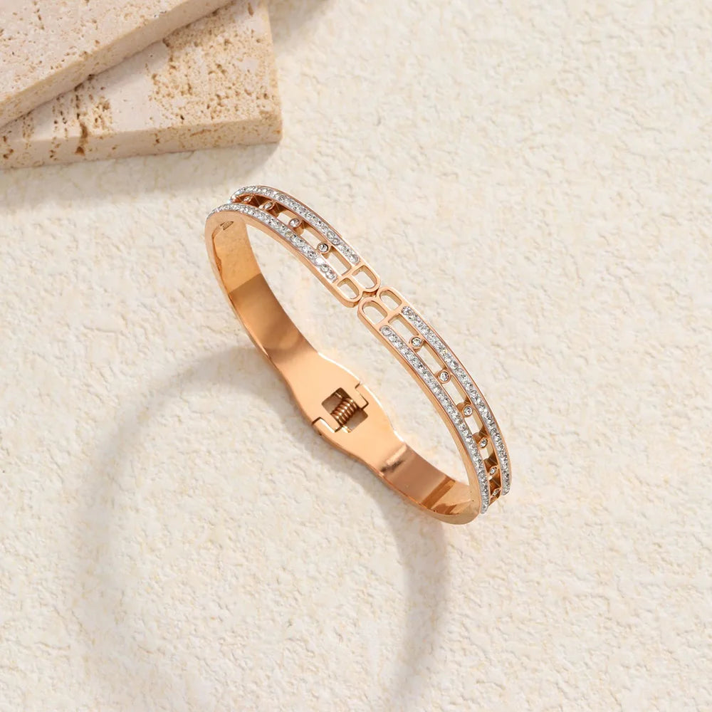 Womens Bracelet Symmetrical Chain Diamond Decoration Jewelry