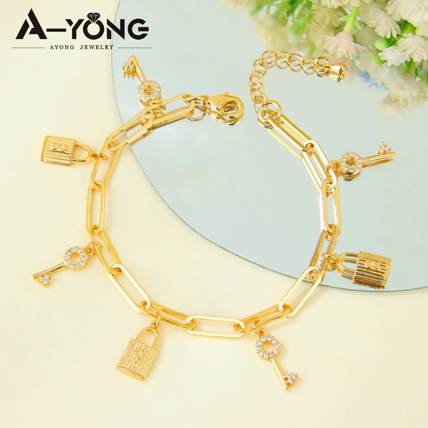 Dubai Fashion Bracelet 21K Gold Plated Hand Link Chain